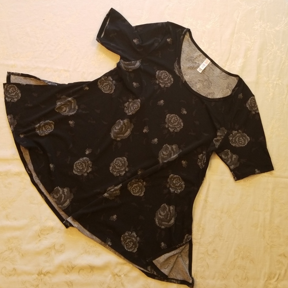 LuLaRoe Perfect T